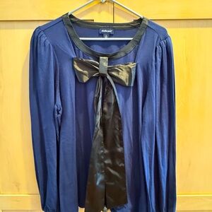 Dressy knit blouse with bow by Studio Park. Stretchy cute and comfortable!